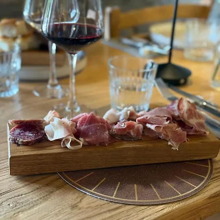 Rifugio Pra La Peira 리조트 *